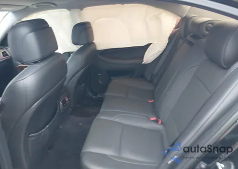 2009 Hyundai Genesis 3.8 z USA, uszkodzony, nr VIN KMHGC46E29U021904